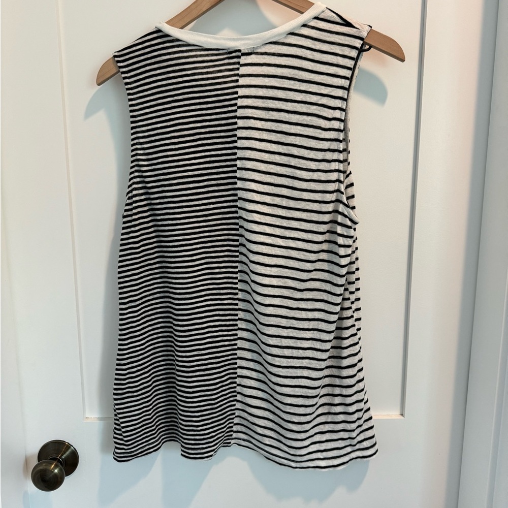 Rails Split Tank- Small - image 8